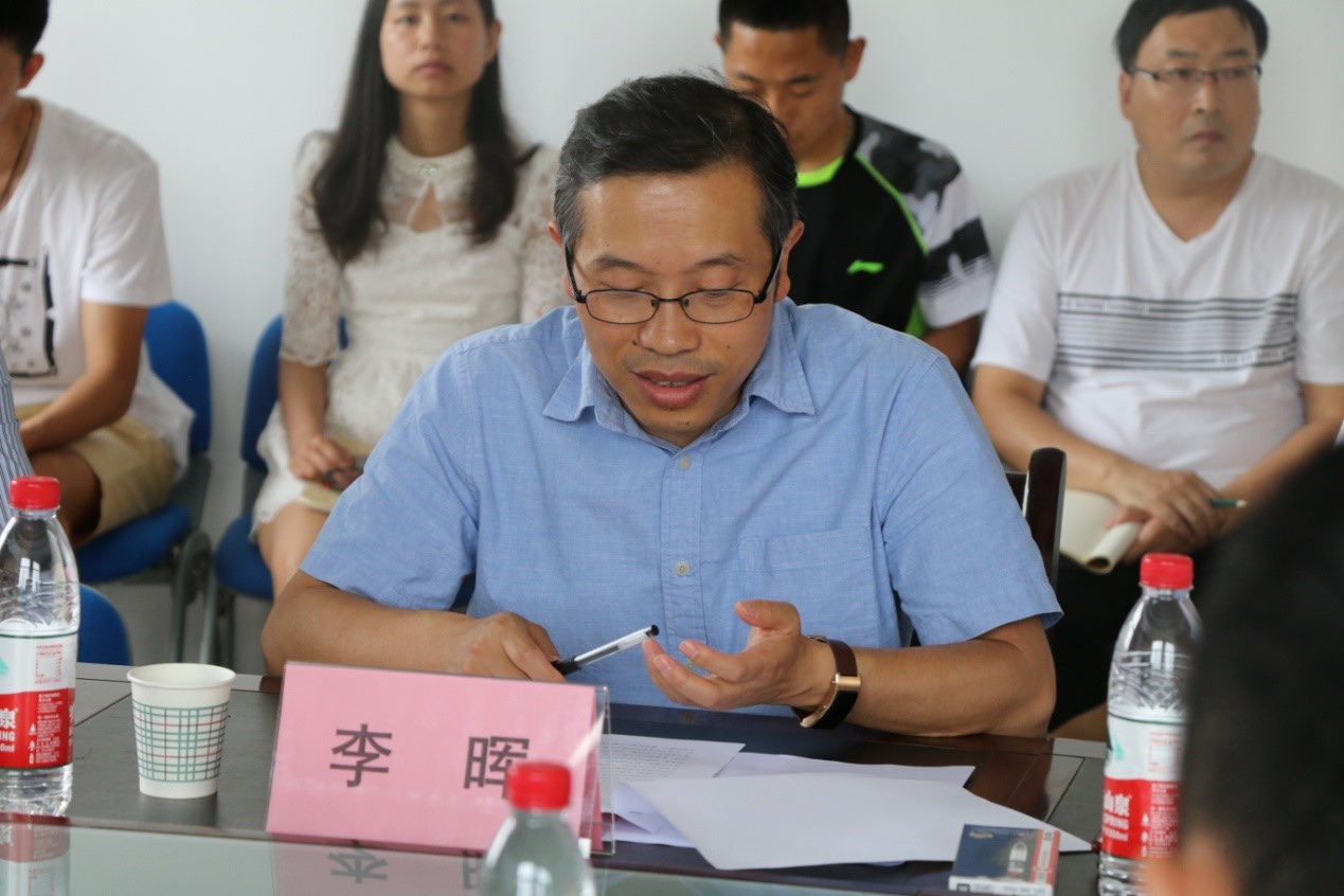 1意昂2执行经理李晖致辞